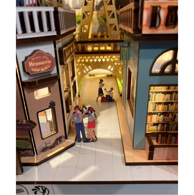 Imagen del producto 4: Revell Tiny Adventures "Paris"