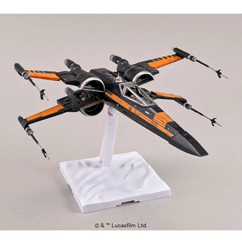 Immagine del prodotto 2: Bandai Star Wards Poe's X-Wing Fighter 1:72