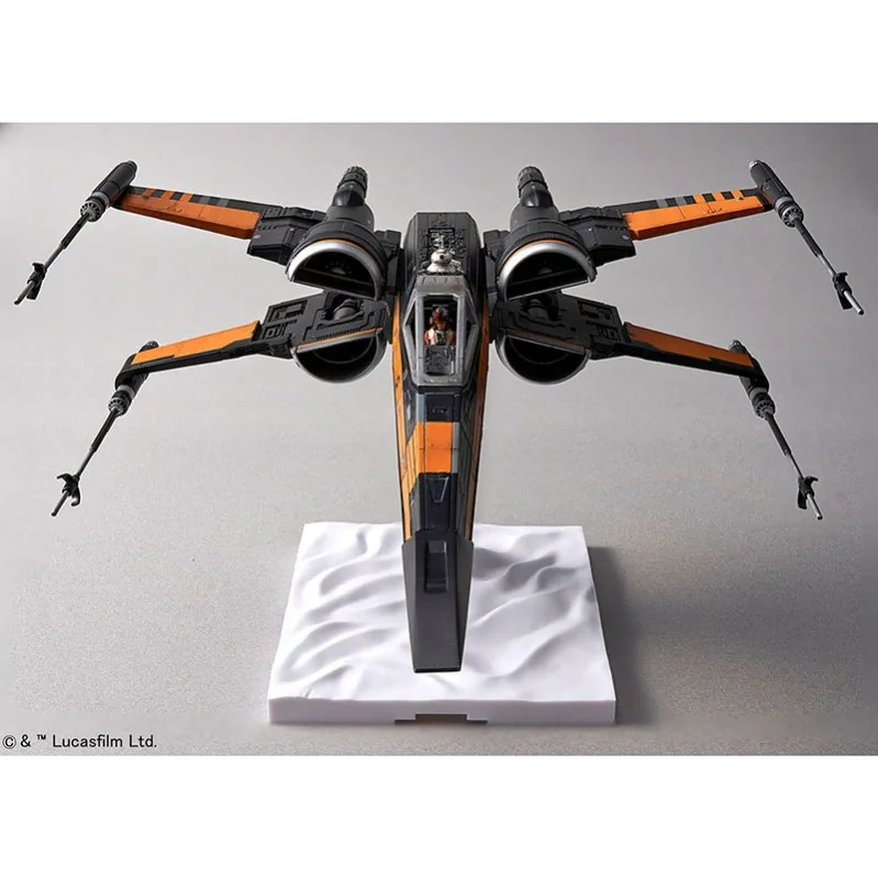 Immagine del prodotto 5: Bandai Star Wards Poe's X-Wing Fighter 1:72