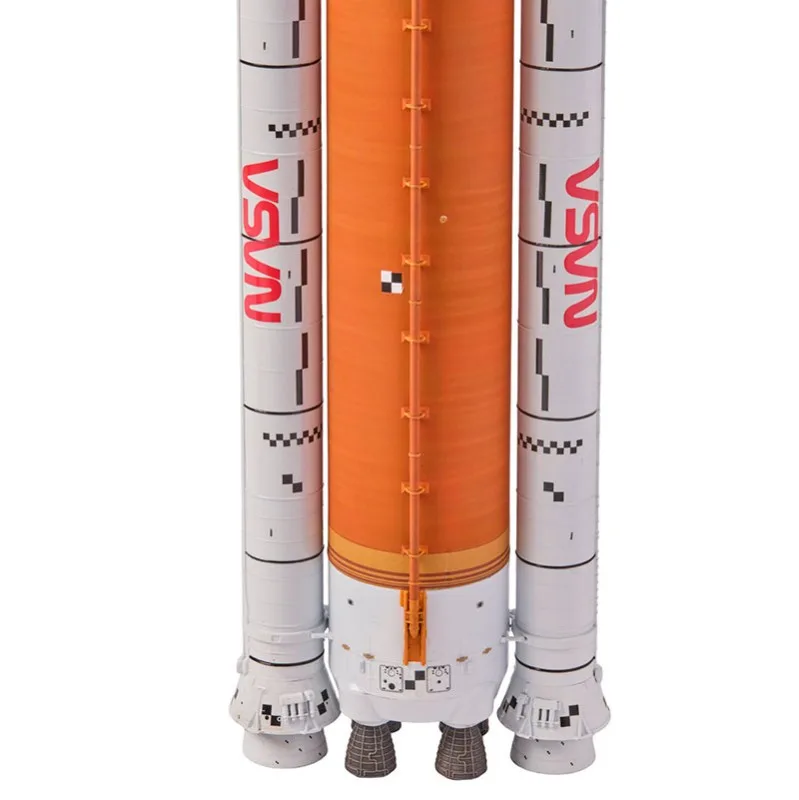 Product image 4: Revell NASA Artemis Space Launch System (SLS) 1:144