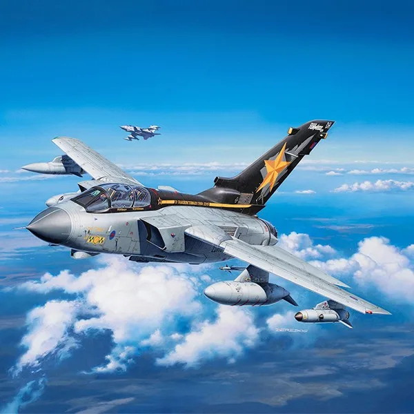 Revell Modello di aereo Tornado GR.4 Farewell" 1:48"