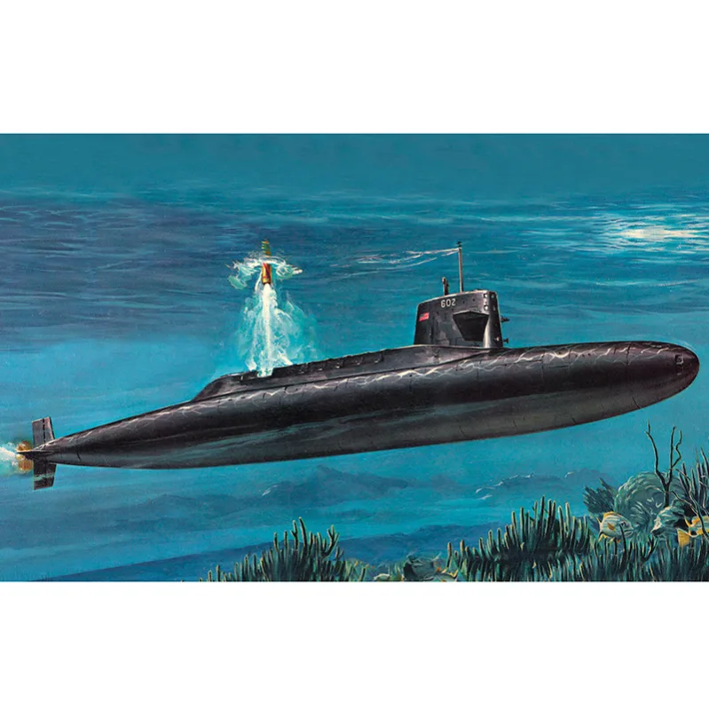 Product image 2: Revell Submarine S.S.B. Abraham Lincoln 1:253