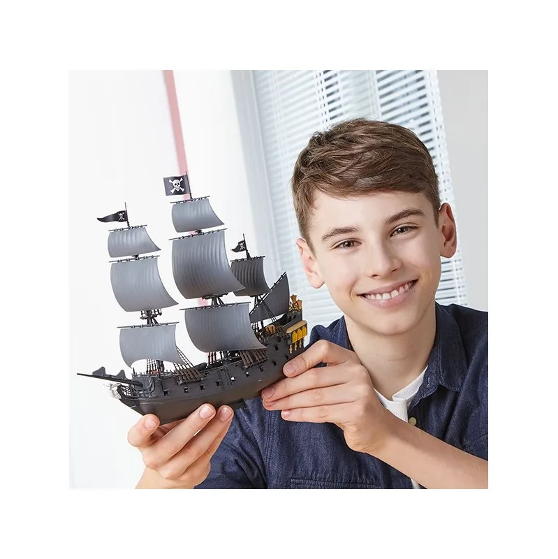 Product image 2: Revell Easy Click Model Ship Black Pearl 1:150