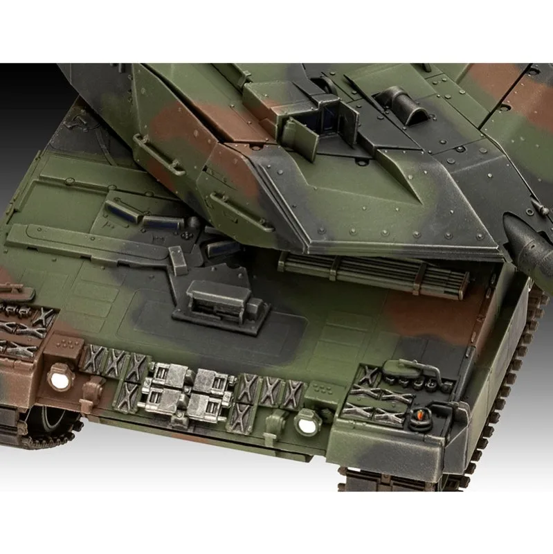 Immagine del prodotto 3: Revell Carro armato 70 Years Bundeswehr: Leopard 2 A6A2 "Exclusive Edi 1:35