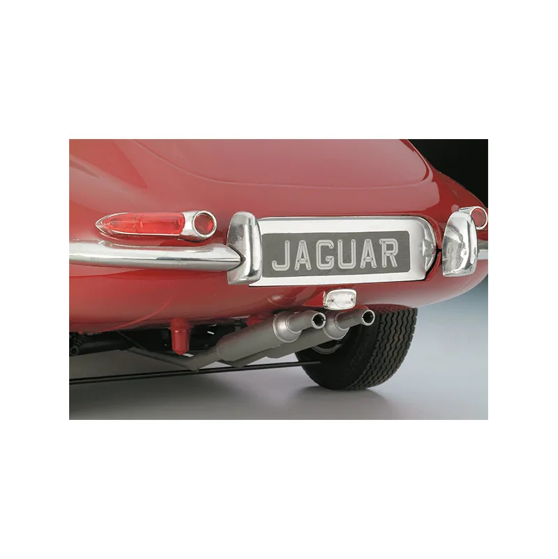 Product image 2: Revell Model Car Jaguar E-Type 1:8