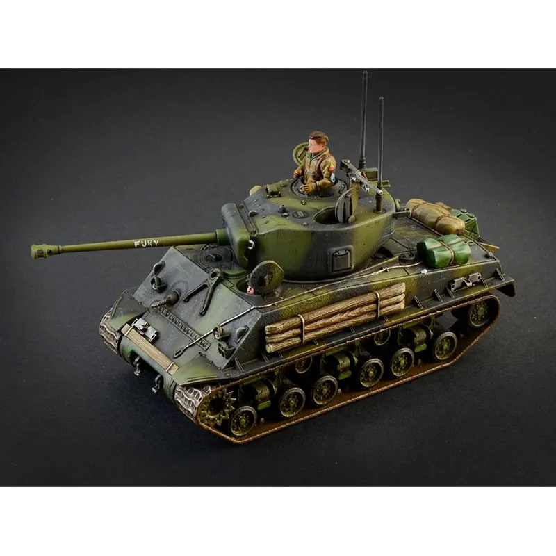 Italeri M4A3E8 Sherman Military Vehicle 1:56