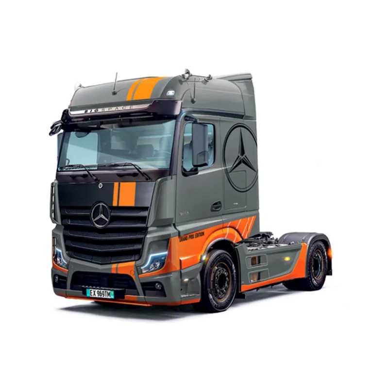 Product image 2: Italeri Mercedes Actros MP4 Big Space Grand Prix Truck 1:24