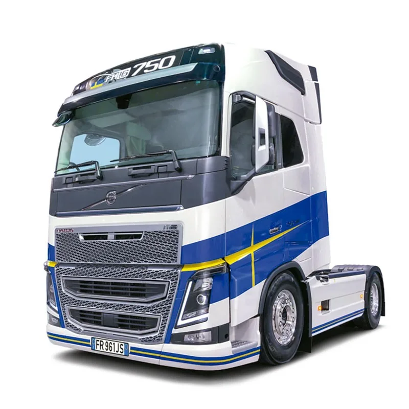 Italeri Camión Volvo FH16 Medium Roof 1:24