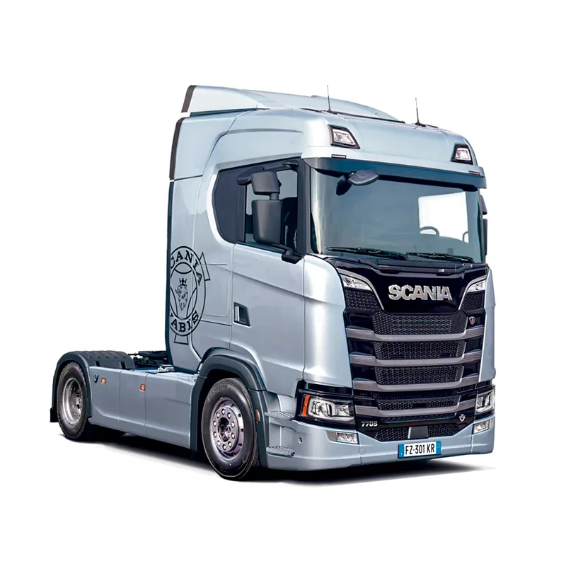 Italeri Camión Scania 770S 4x2 Normal Roof "Grey Cab" 1:24