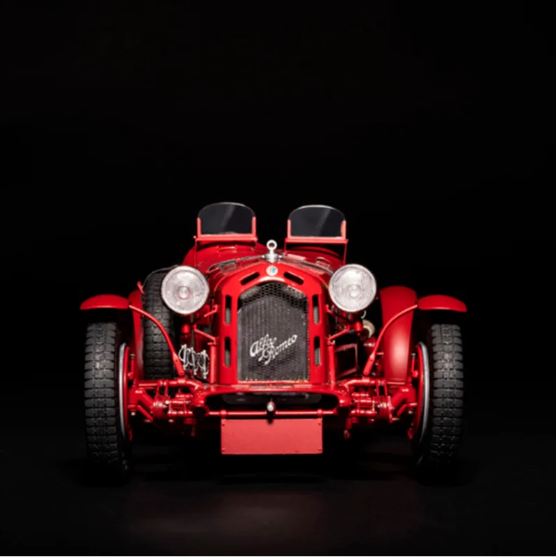 Product image 4: Italeri Alfa Romeo 8C/2300 Roadster Car 1:12