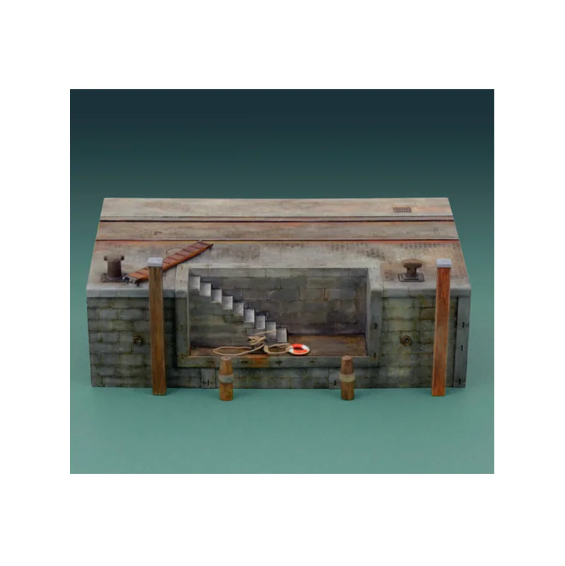 Product image 2: Italeri Dock with stairs Pier 1:35