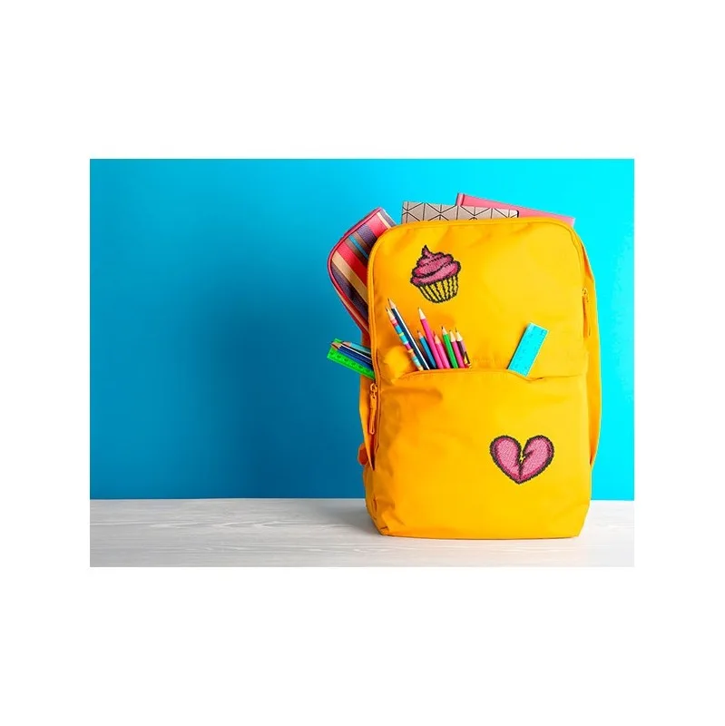 Product image 2: MiniArt Crafts P. Badges Cupcake. Heart